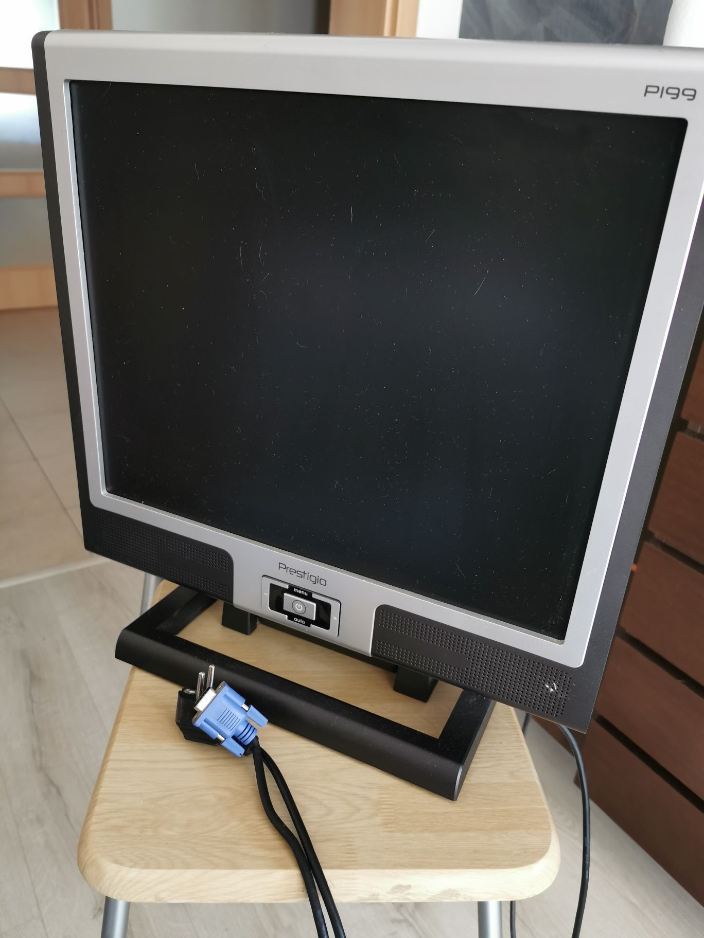 Monitor komputerowy LCD PRESTIGIO P 199, 19 cali