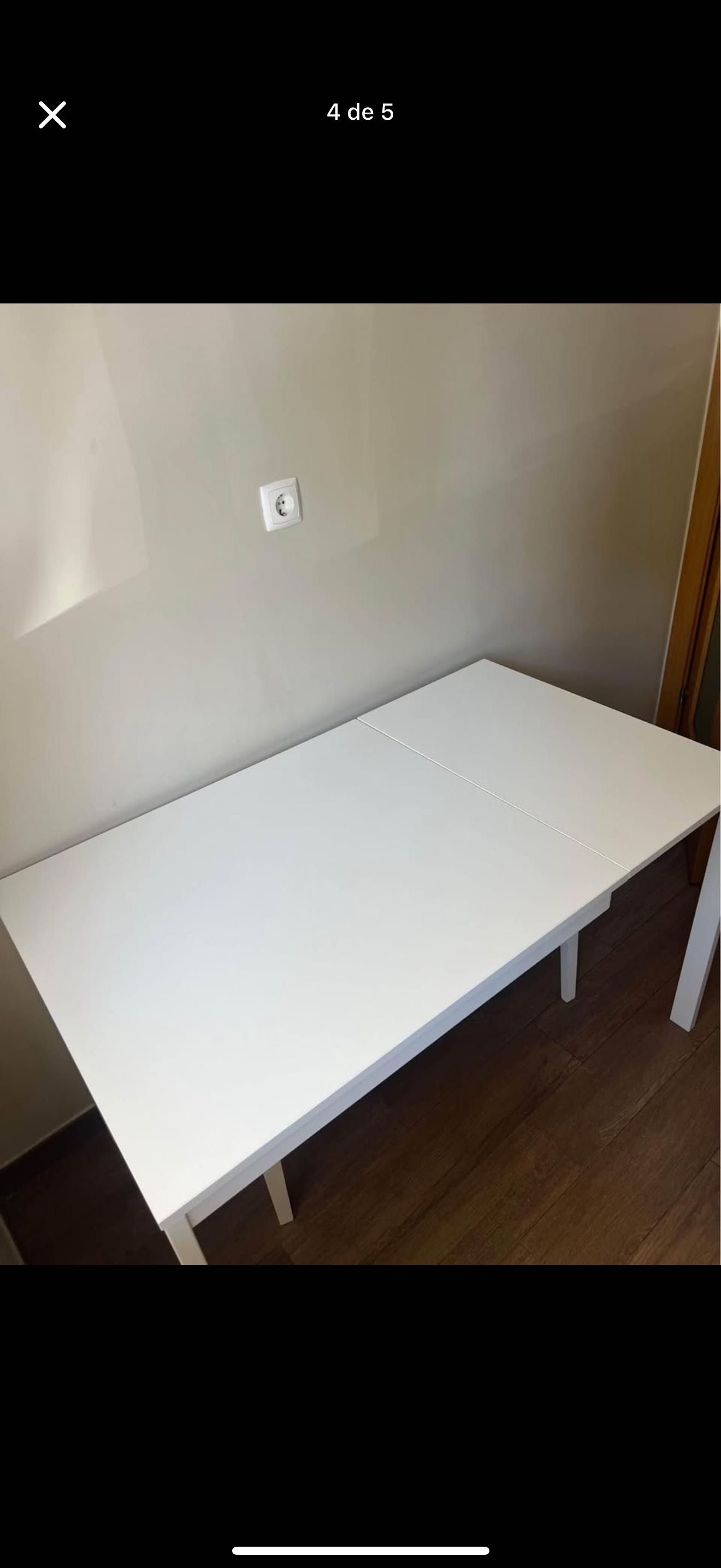 Mesa extensível c/4 bancos
