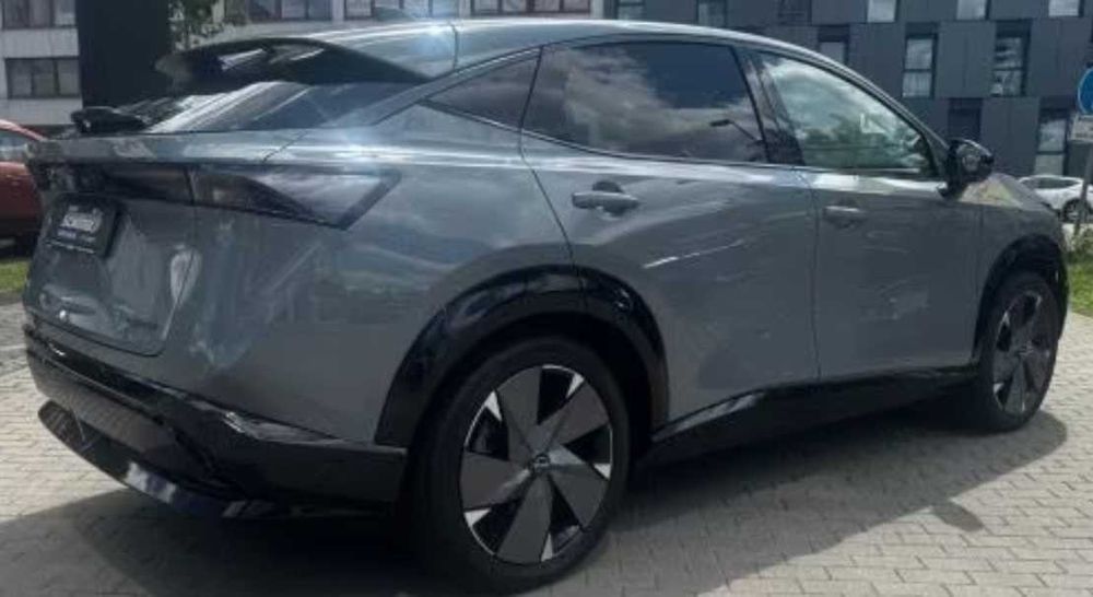 Бампер Nissan ARIYA Ніссан розборка шрот двері фари