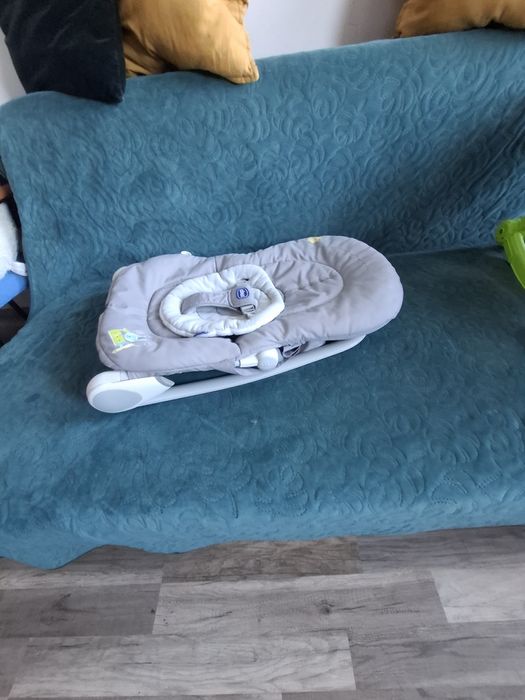 Leżaczek bujaczek firmy Chicco