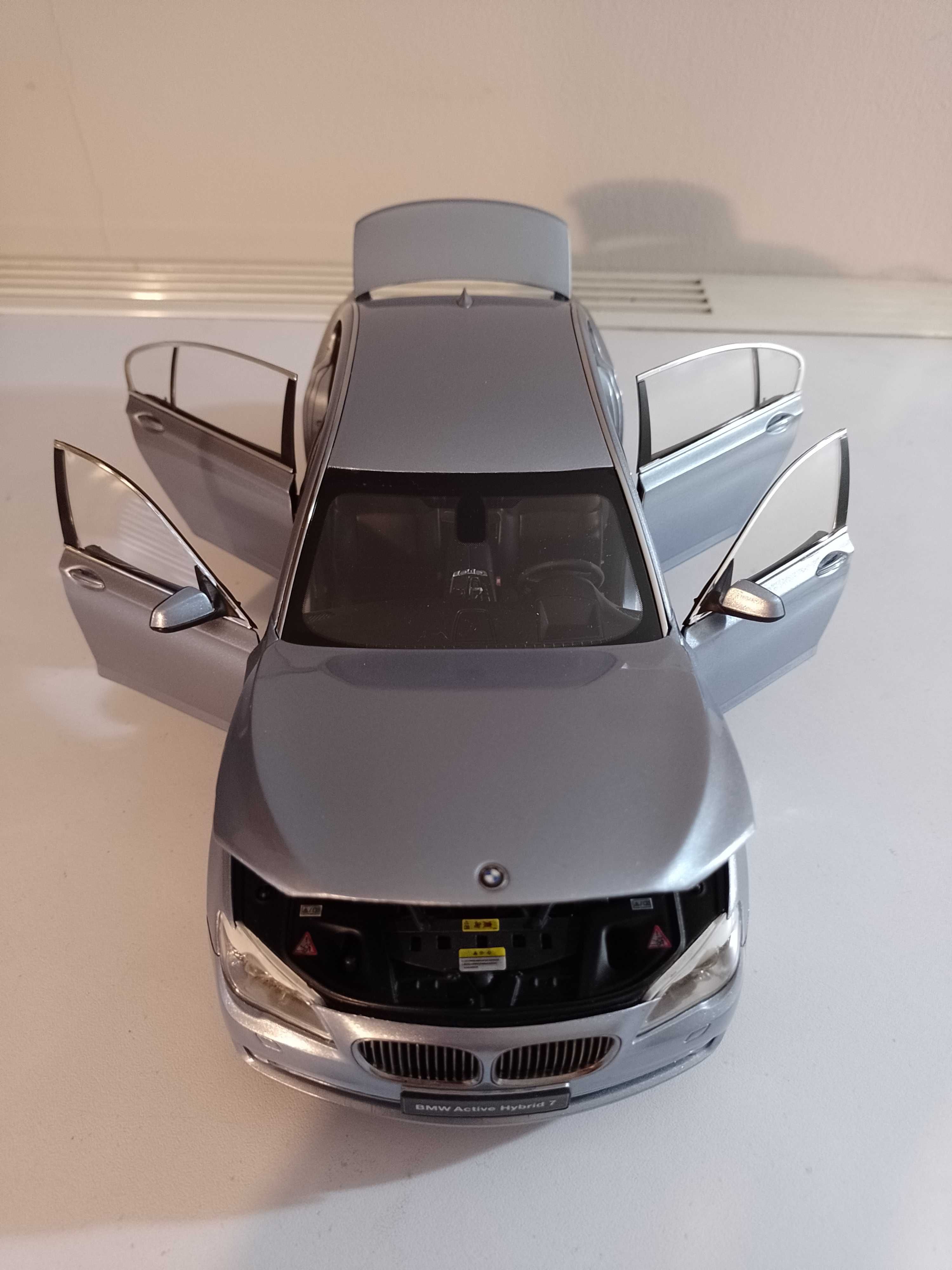 Kyosho 1:18 BMW ActiveHybrid 7