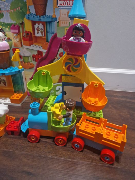 Wesołe miasteczko Lego Duplo 10840