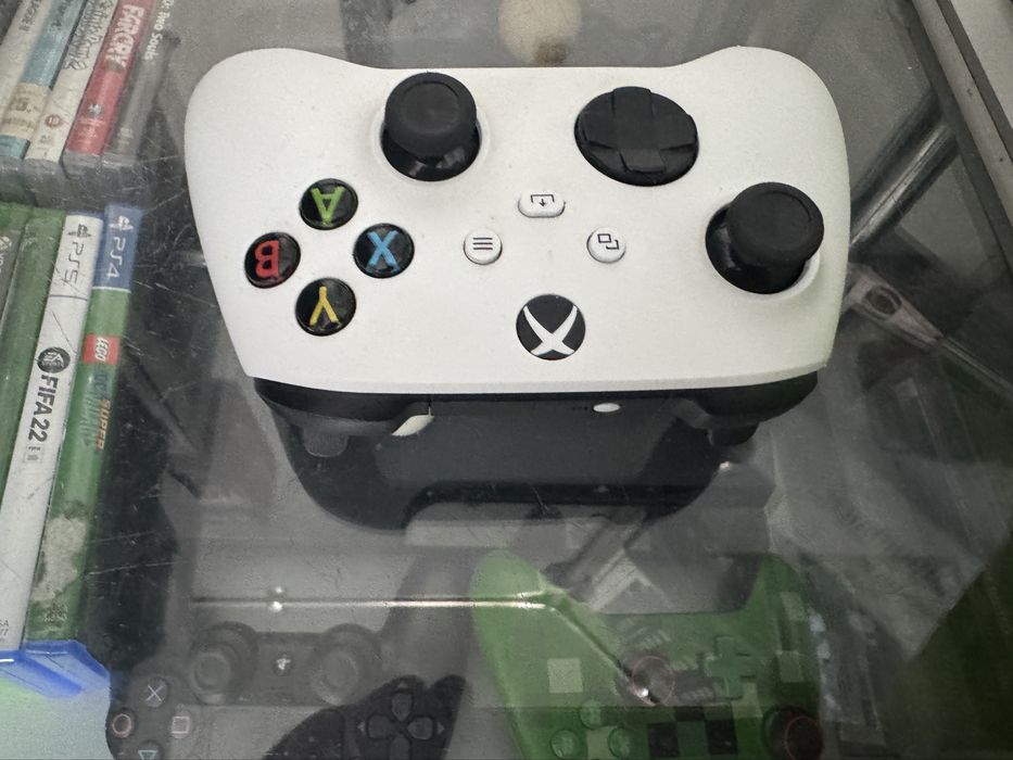 Pad XBOX SERIES X/S/One/biały/jak nowy