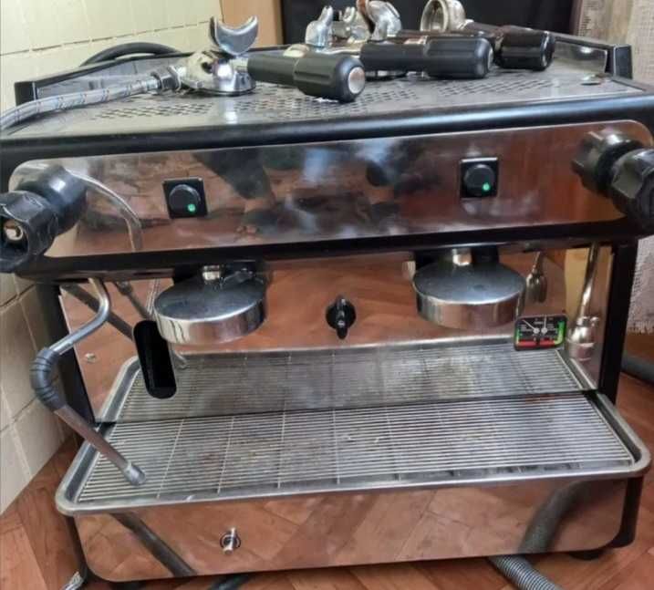 Терміново Кавомашина Нововолинськ Луцьк Володимир кав'ярня