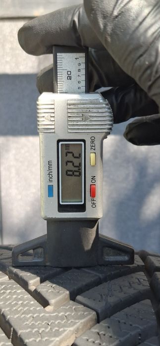 215 65 R16 vredestein