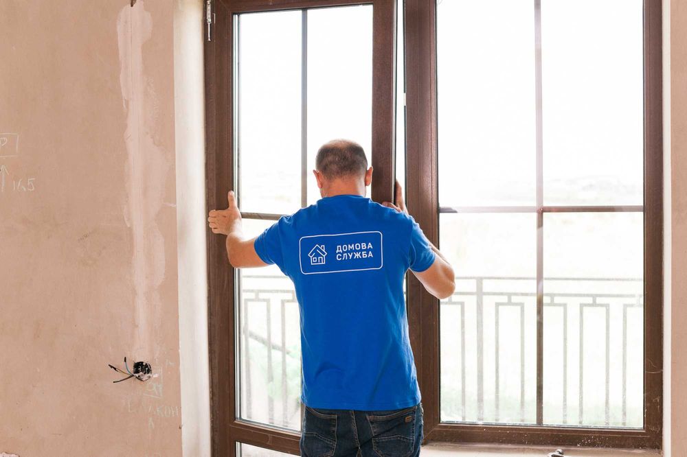 Столяр у Тернополі. Встановлення дверей / вікон. Вкладання ламінату.