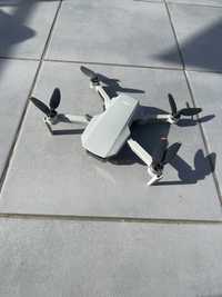 Dron dji mini se