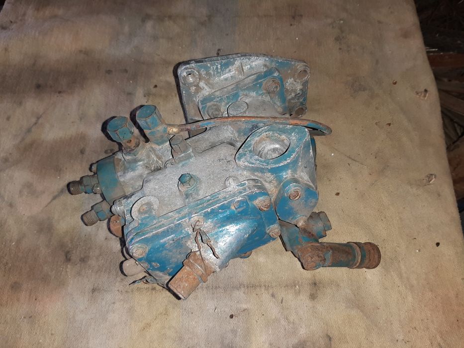 Паливний насос високого тиску трактора  Т-40