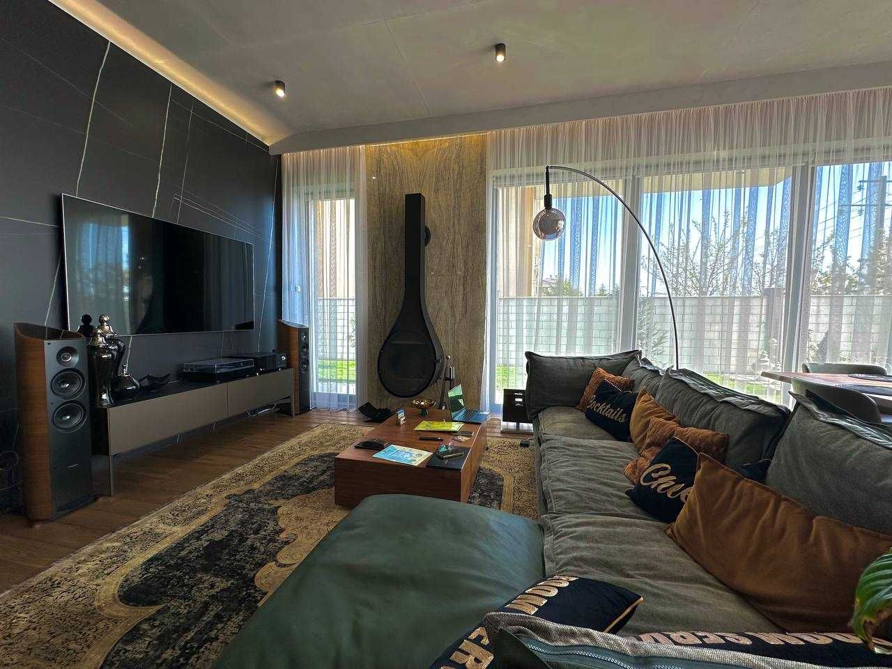 Элитный дом в Совиньоне | 284 м² | Бассейн | Дизайнерский ремонт!
