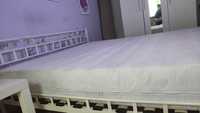 Łóżko sypialne z materacem dobrej jakości 160 cm