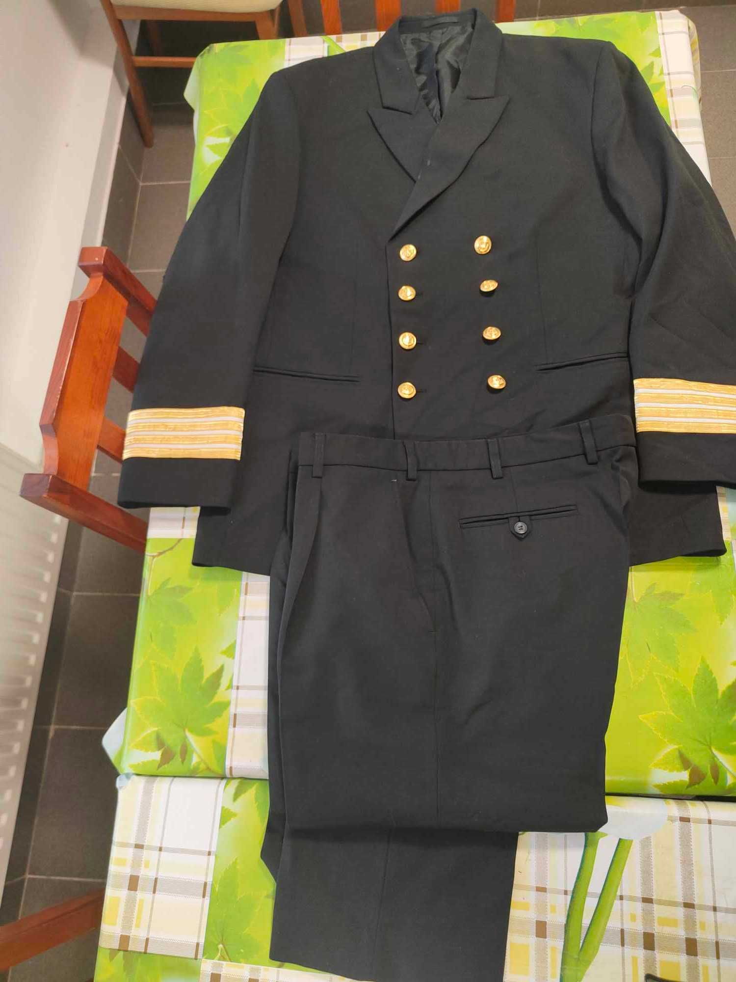 Sprzedam mundur marynarski UniformPartner