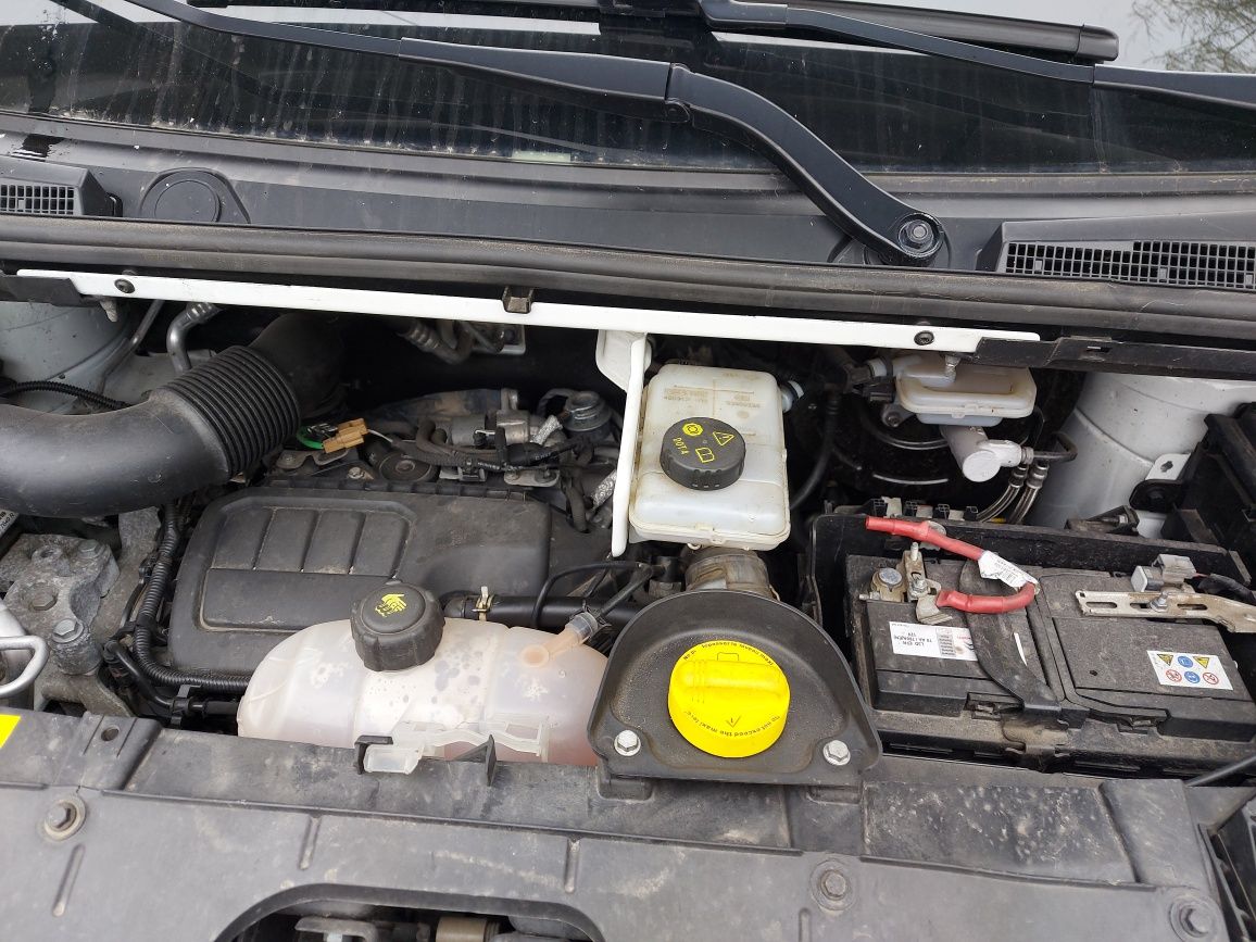 Продам або обміняю на кросовербус OPEL VIVARO 2017