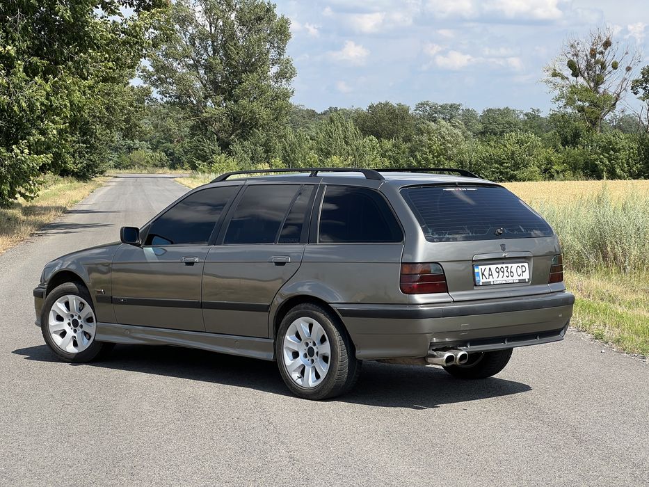 Продам бмв е36 м52б25