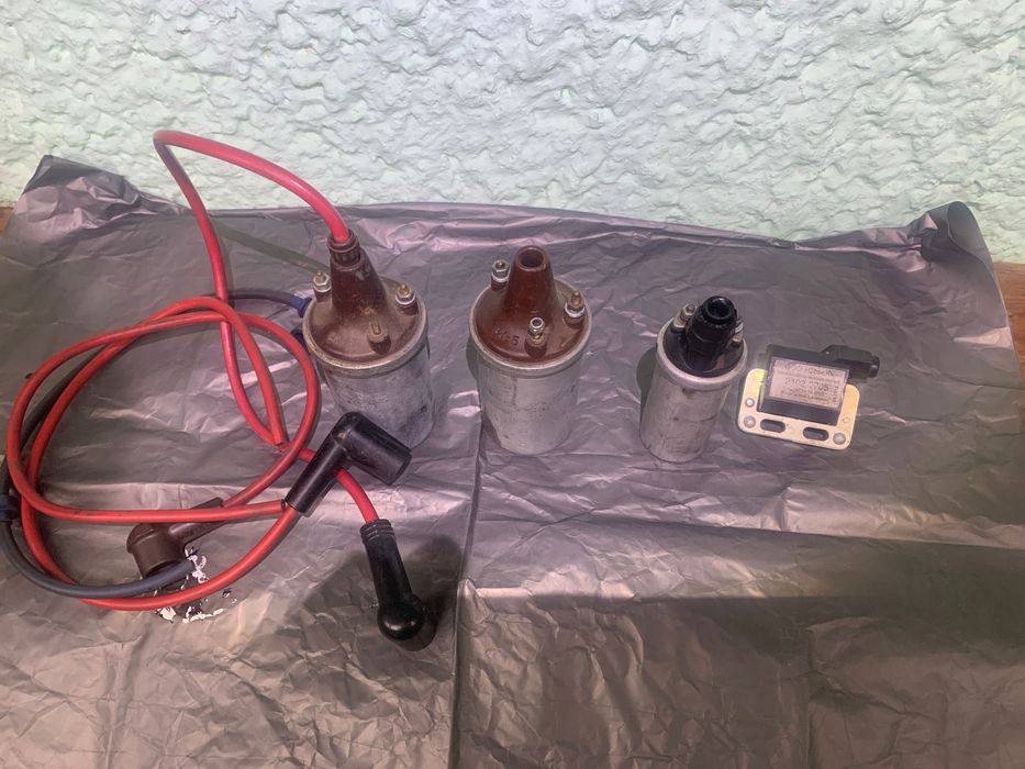 Котушки запалювання високовольтні 6В + 12 Вольт з проводами і люльками