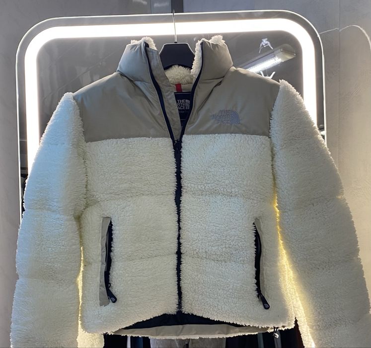 Жіночий пуховик The North Face, бежевий, розмір L — новий!