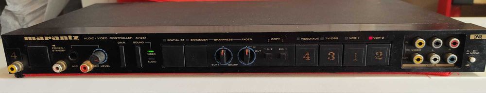 Controlador Video/ audio Marantz AV251 Usado