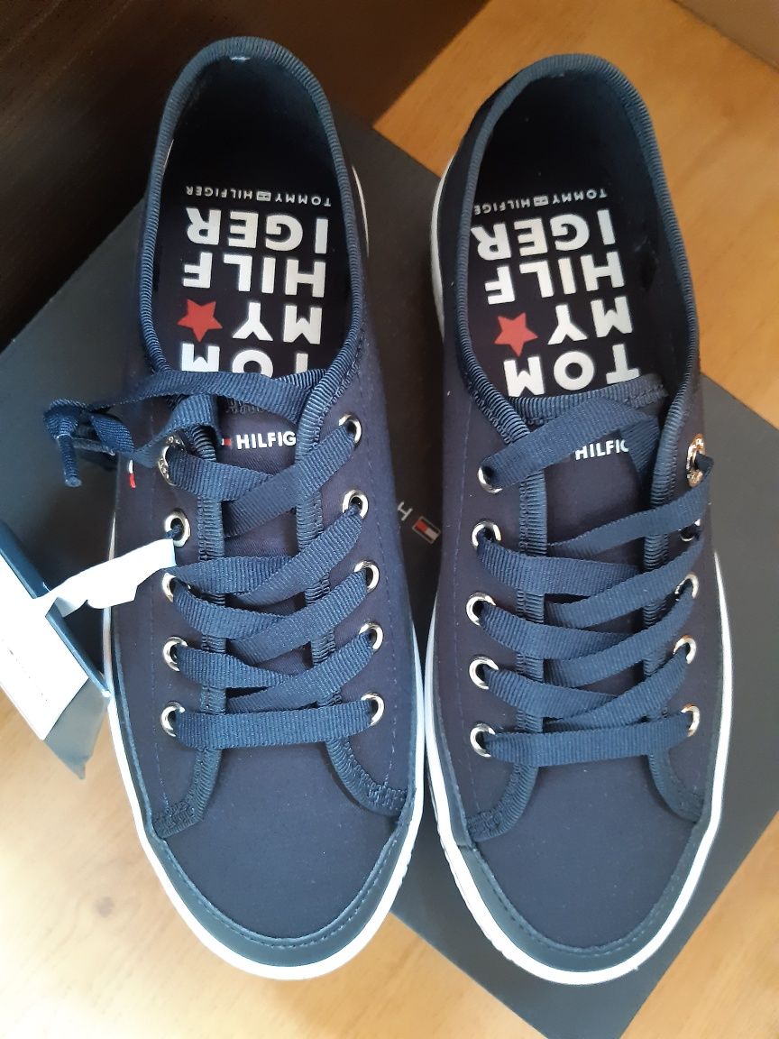 Nowe trampki Tommy Hilfiger 36