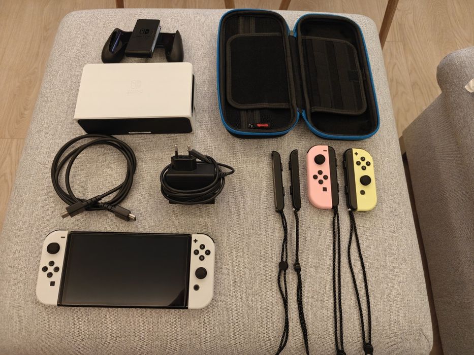 Nintendo Switch OLED + Karta microSD 512 GB