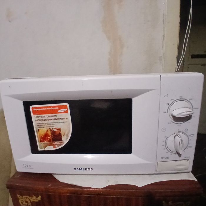 продам макроволновку-гриль