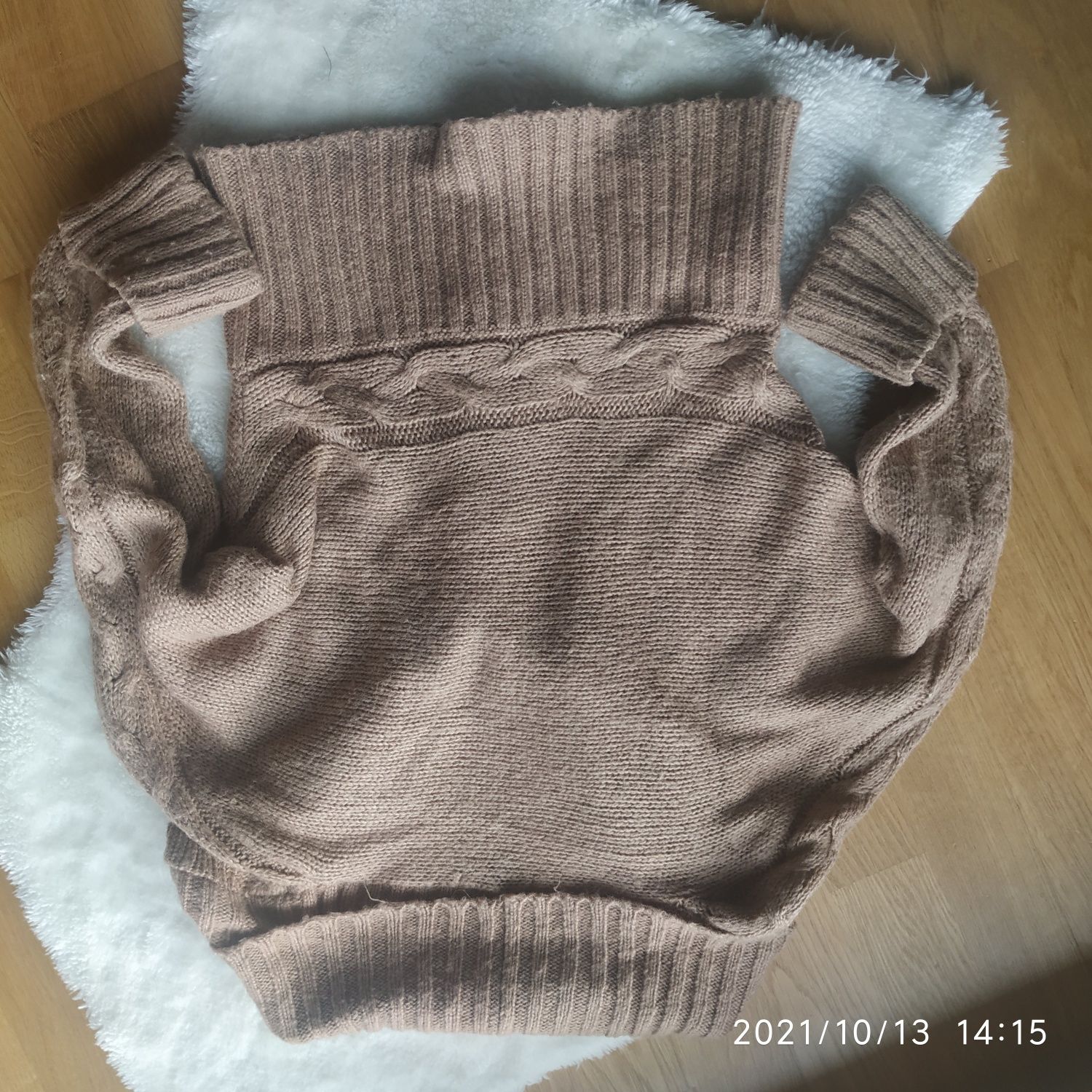 Sweter oversize kołnierz rozmiar M