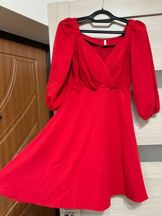 Червоне плаття 44 розмір