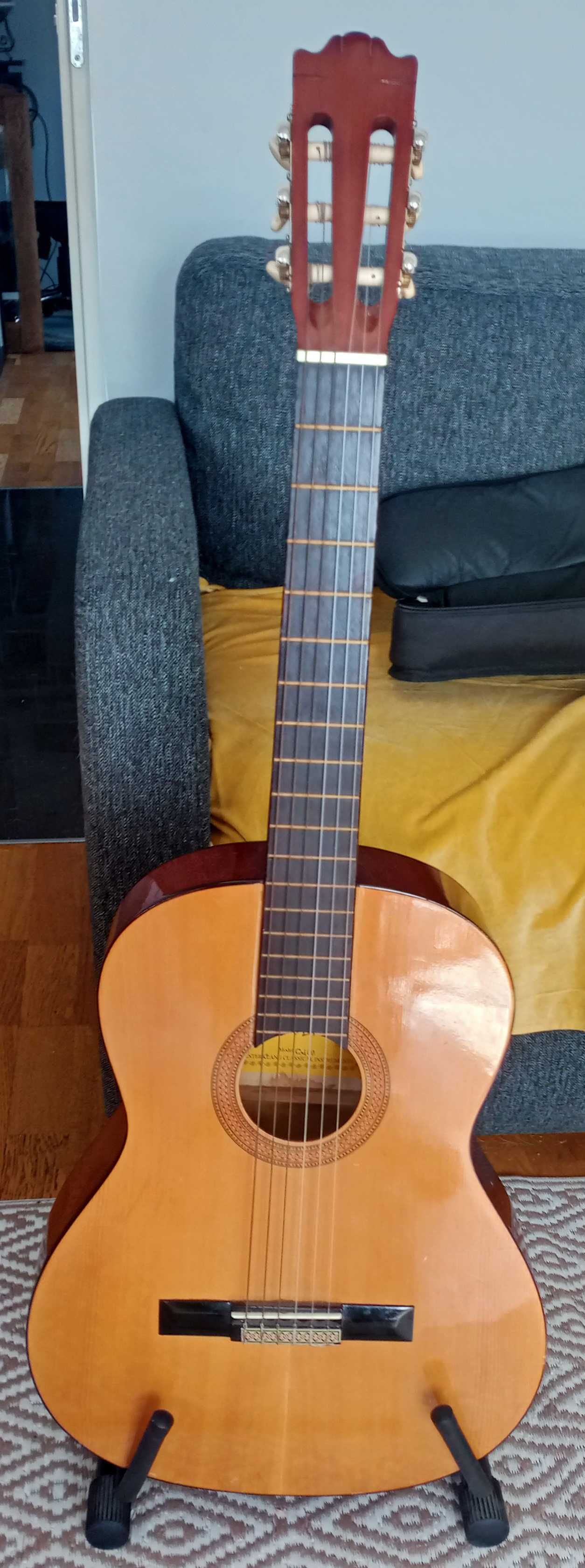 Hiszpańska gitara klasyczna „Cordoba C-100”