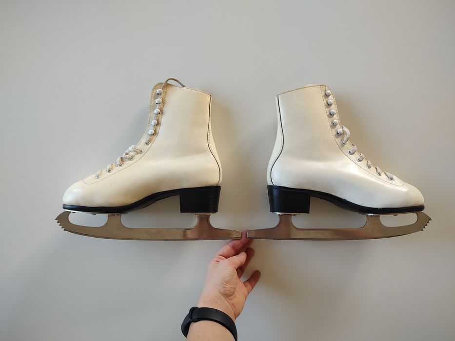 Łyżwy figurowe 32 białe skórzane dziecięce