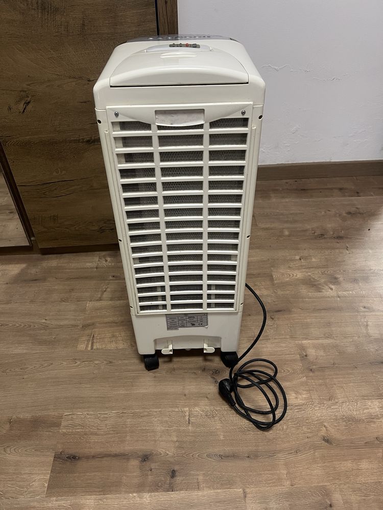 Aquecedor/Ventilador (Ar quente e frio)