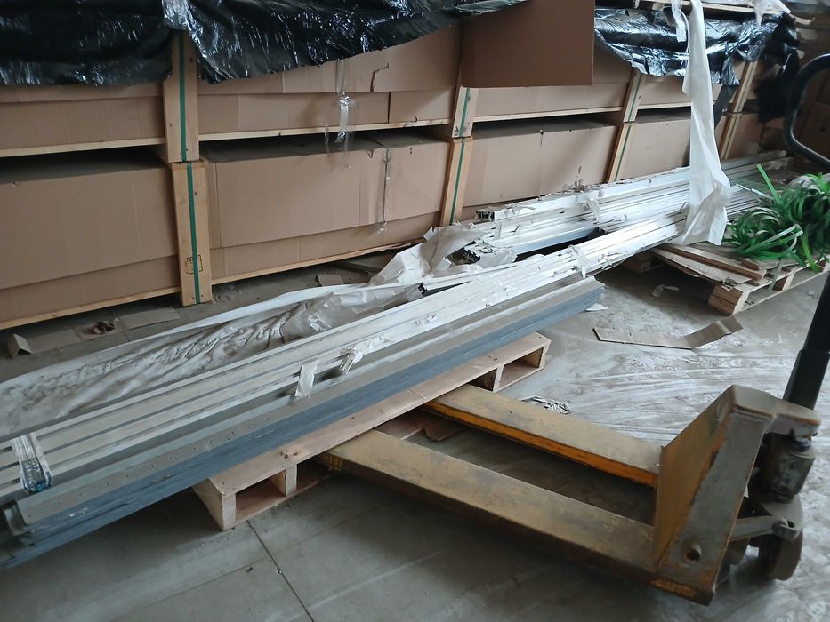 Profil aluminiowy pod panel fotowoltaiczny  dlugi