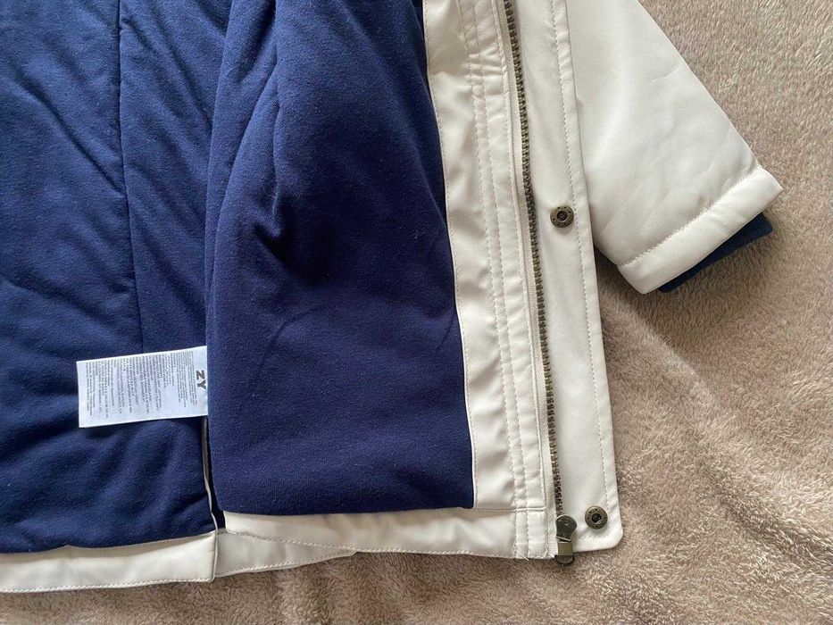 Casaco com capuz impermeável da Zippy