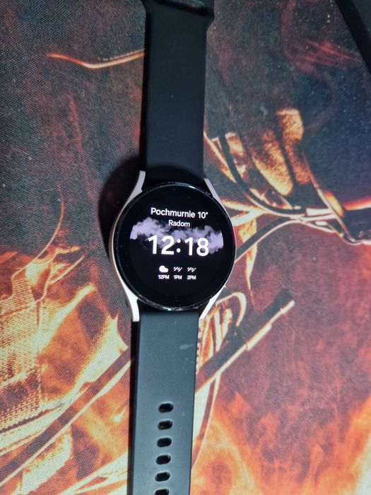 Samsung Galaxy Watch 4