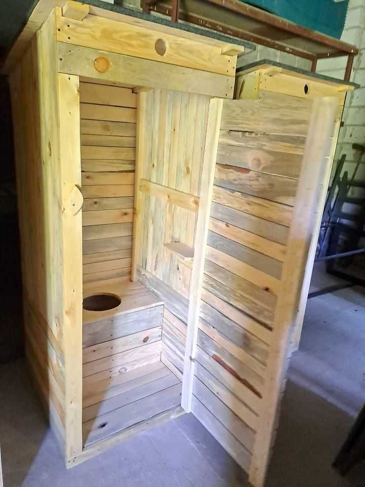 Kibelek drewniany, WC Dostępne od ręki  Możliwy Transport