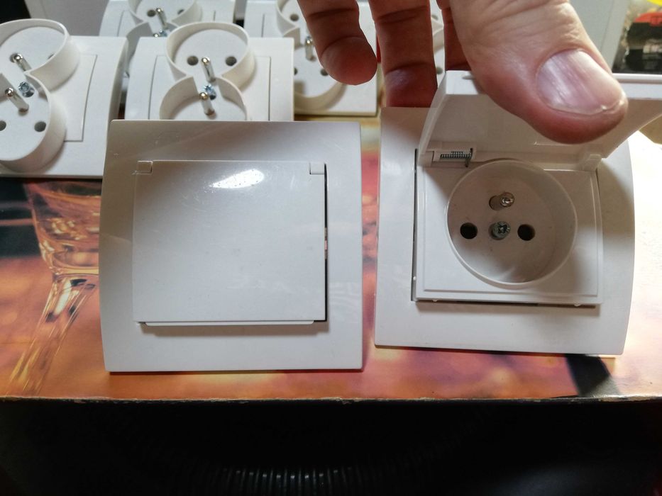 7 gniazdek elektrycznych Kanlux