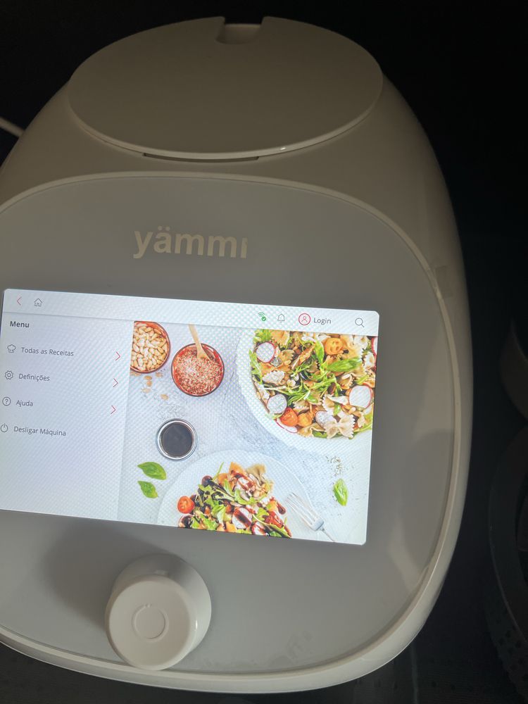 Yammi 3 com caixa