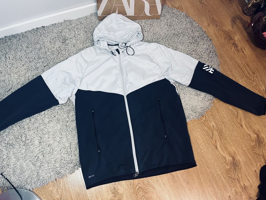 Nike rozm xl kurtka meska z plamkami sportowa