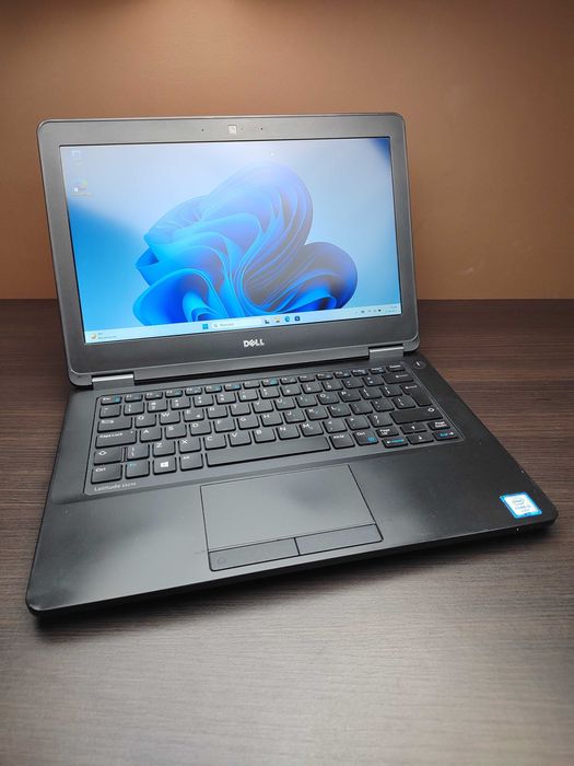 MINI LAPTOP | Dell Latitude E5270 | i5-6200U | 16GB RAM | 256SSD | W11