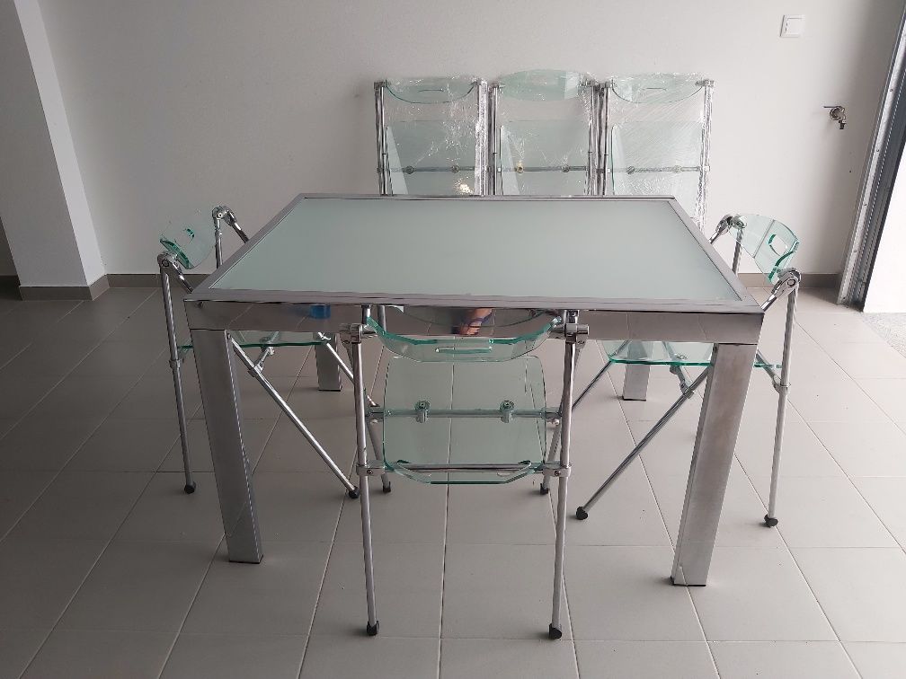 Mesa Extensível Inox 120(240 cm) Sem as cadeiras.