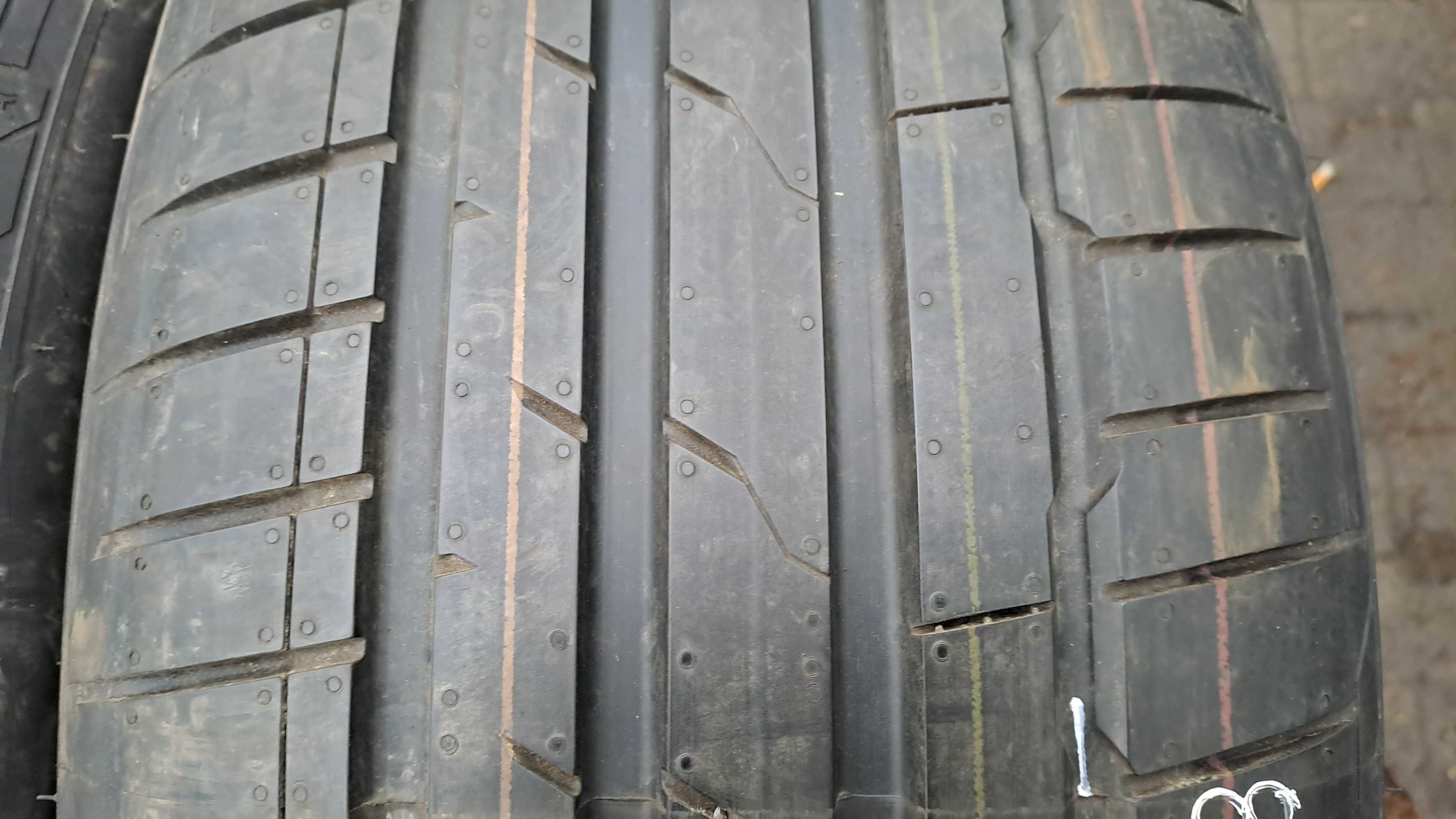 4x Opony 235 50 R 20  Hankook 4szt jak NOWE