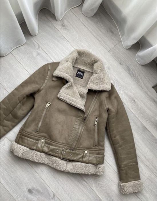 Стильна жігоча дублянка Zara