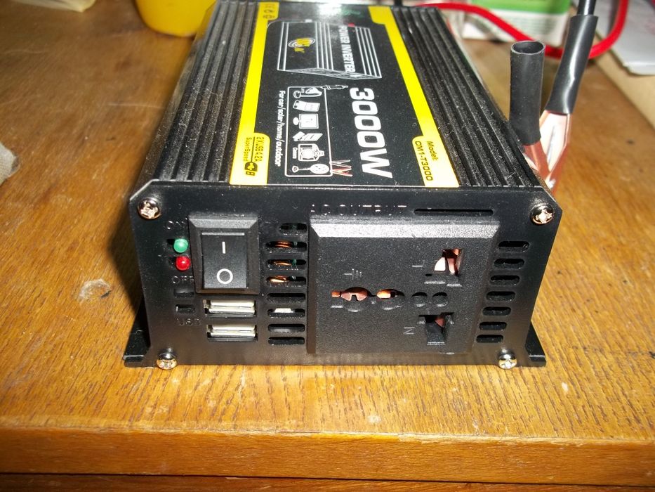 Инвертор новый 12 на 220 / 110 (3000 w