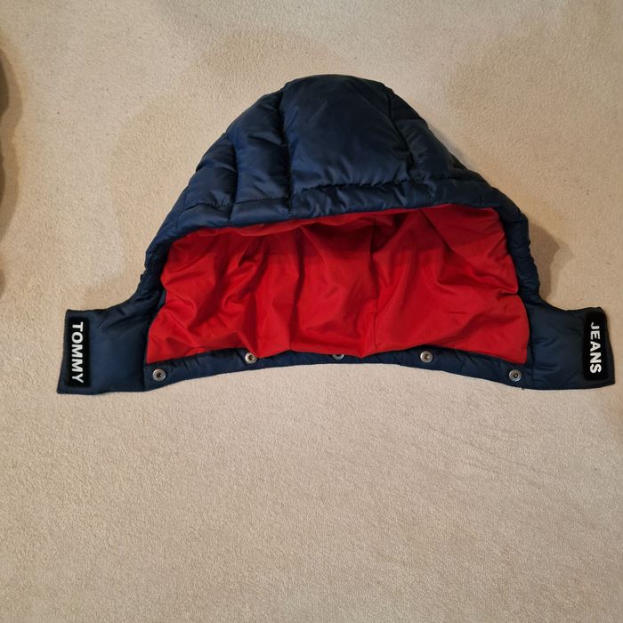 Kurtka  "Tommy Hilfiger" rozmiar L z odpinanym kapturem