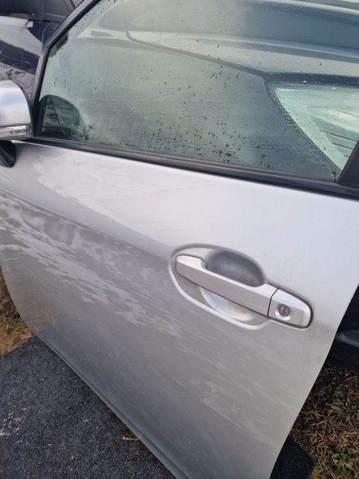 Drzwi lewe toyota verso s przód,tyl 1F7