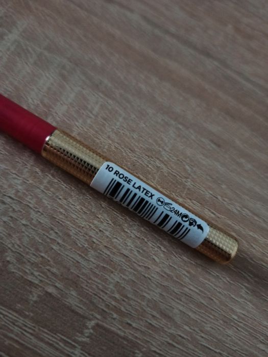 Loreal Le Liner Signature Eyeliner w kredce 10 Rose Latex