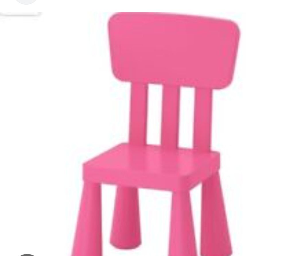 Vendo secretária mais 2 cadeiras criança Ikea