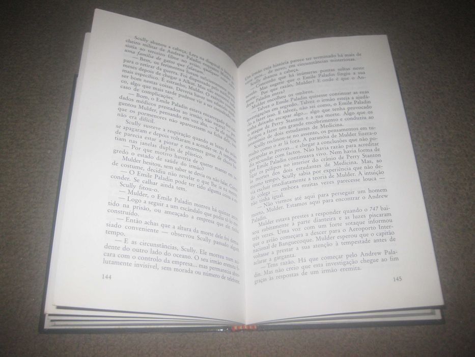 Livro dos Ficheiros Secretos "Uma Outra Pele" de Ben Mezrich