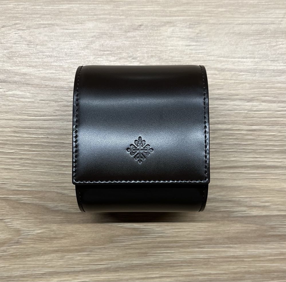 2 Etui na zegarki Patek Philippe i Piaget