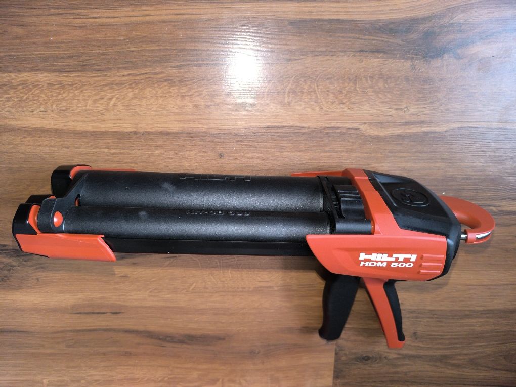 Продам пистолет для хімічних анкерів Hilti HDM 500.