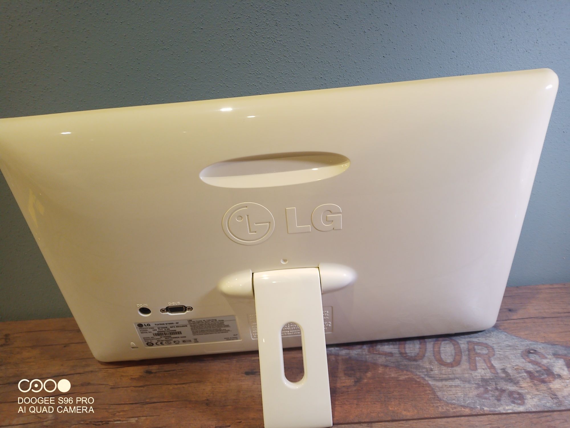 Monitor LG Flatron