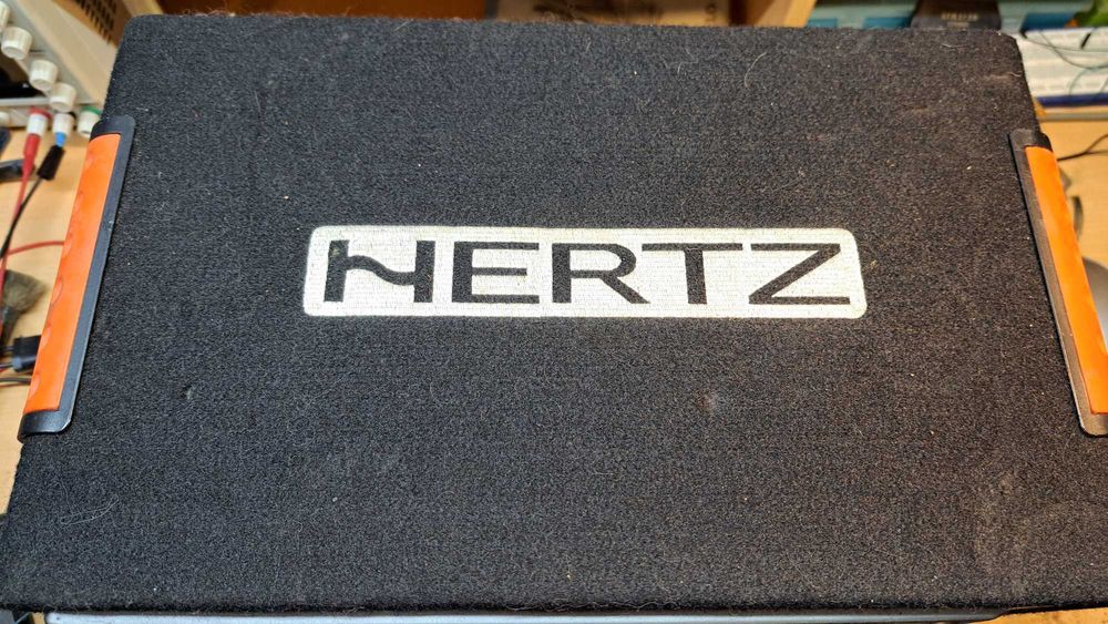 Hertz subwoofer 500 watts 4 ohms