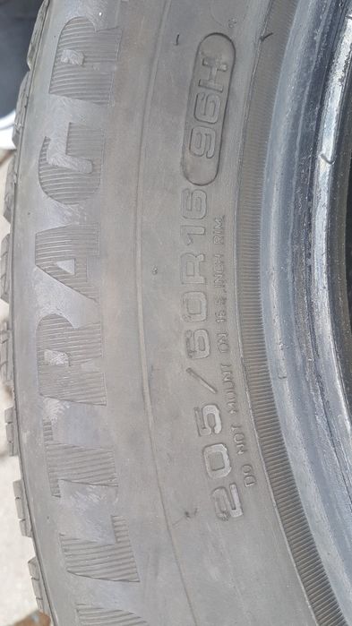 Goodyear Ultragrip 9 205 60 r16 96h opona zimowa